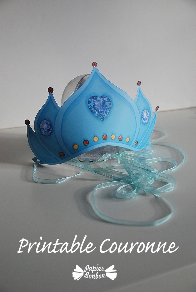 Couronne (printable) bleue givré avec diamant en coeur, pierres précieuses jaune et rouges - Style russe délicat