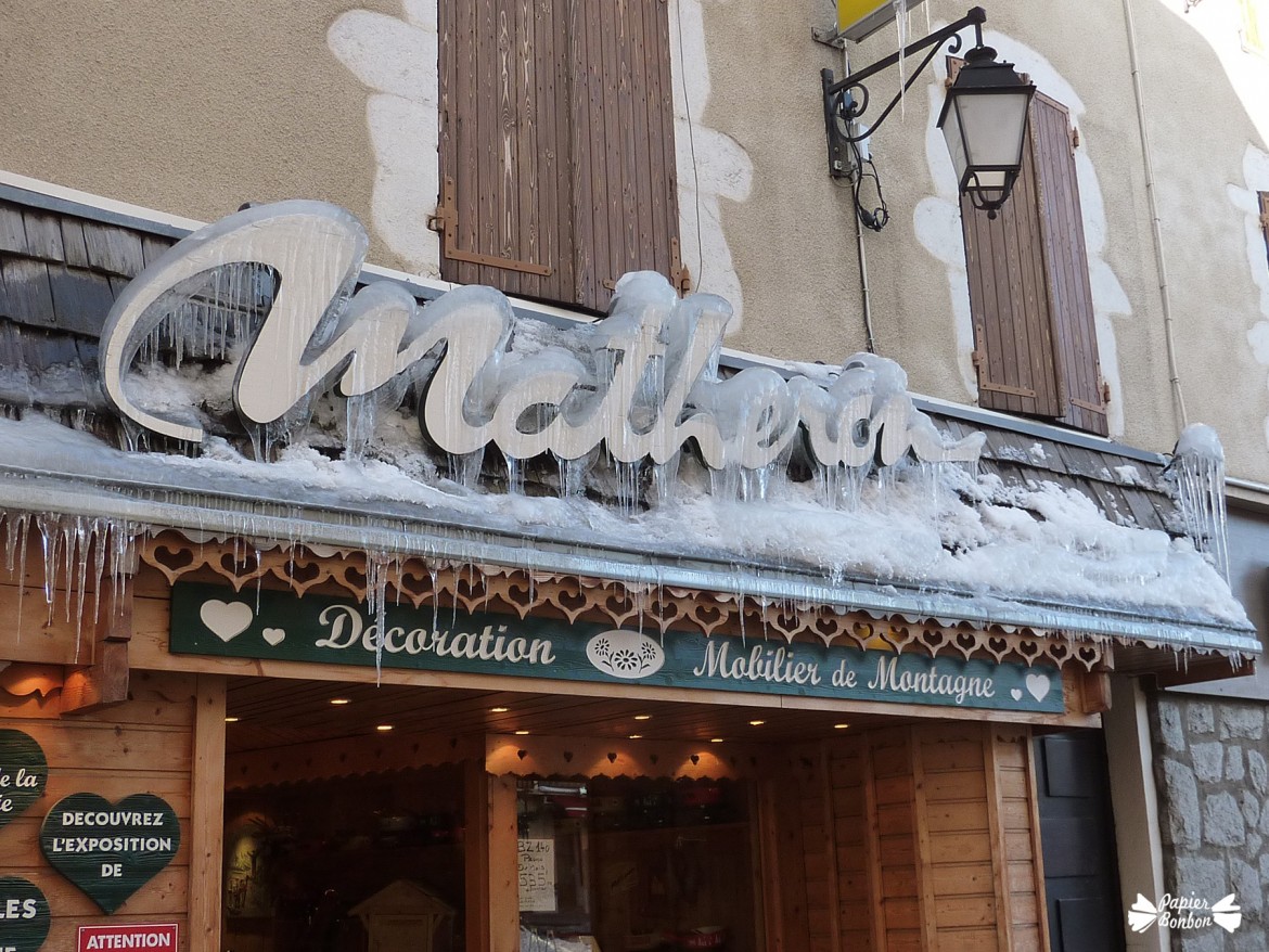 Villars de Lans Février 2015 - enseigne givrée