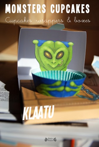 Monster cupcake wrapper Alien