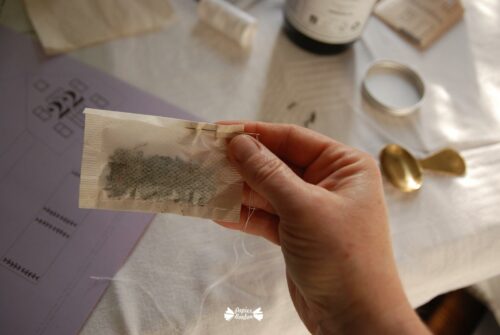 Couture de sachet de thé maison le projet DIY calendrier de l'Avent